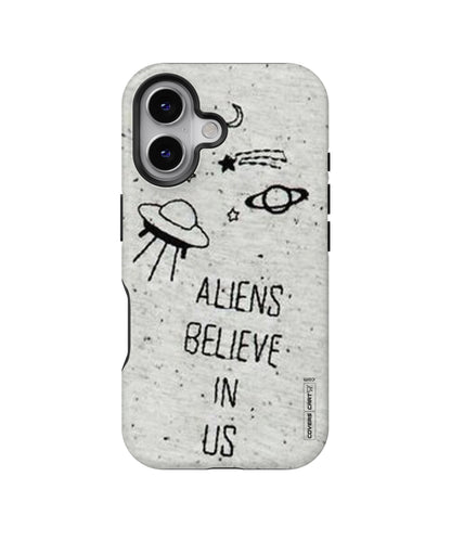Aliens Believe in Us MagSafe Bumper Case
