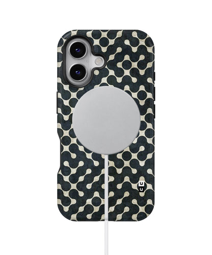 Black Maze Design MagSafe Bumper Case