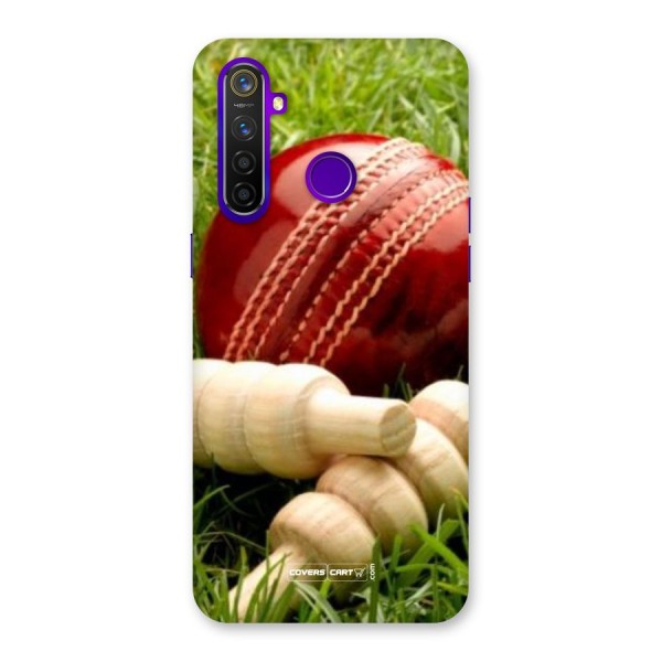 Cricket Ball and Stumps Back Case for Realme 5 Pro