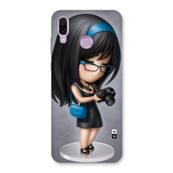 Girl With Camera Back Case for Honor Play