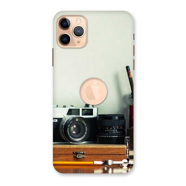 Photographer Desk Back Case for iPhone 11 Pro Max Logo Cut