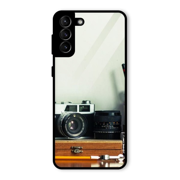 Photographer Desk Glass Back Case for Galaxy S21 Plus