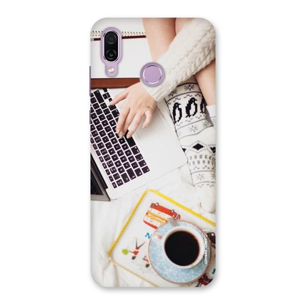 Winter Relaxation Back Case for Honor Play