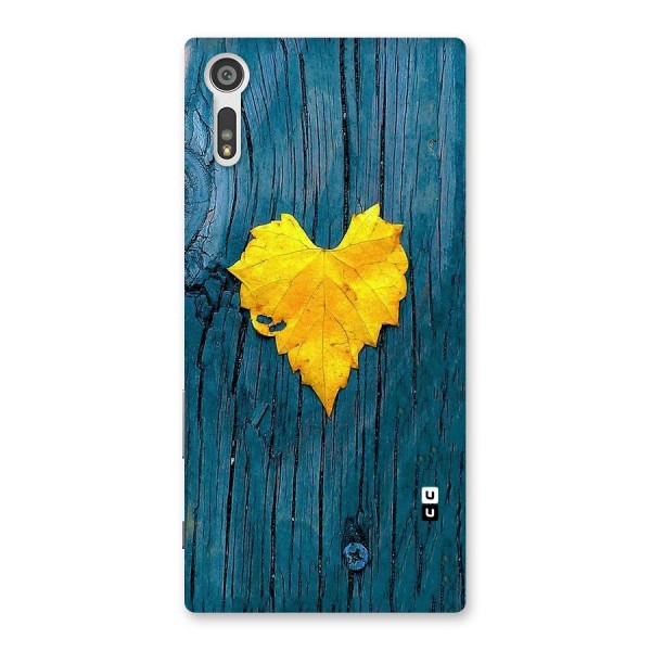 Yellow Leaf Back Case for Xperia XZ