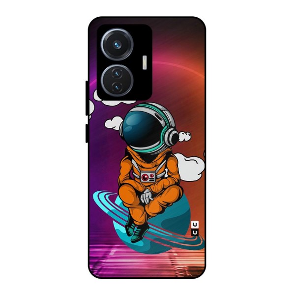 Cool Astraunaut Relaxing Metal Back Case for iQOO Z6 44W