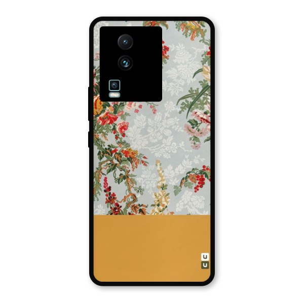 Golden Stripe on Floral Metal Back Case for iQOO Neo 7 Pro