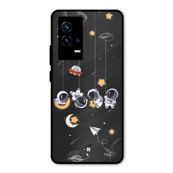 Hanging Astronauts Metal Back Case for iQOO 9 5G