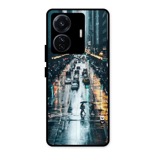 NY Streets Rainy Metal Back Case for iQOO Z6