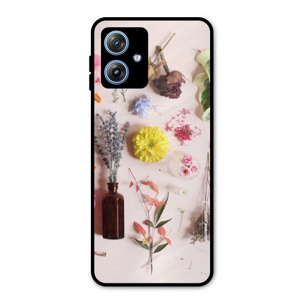 Old Petals Metal Back Case for Moto G54