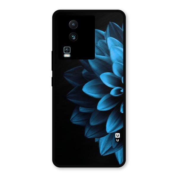 Petals In Blue Metal Back Case for iQOO Neo 7