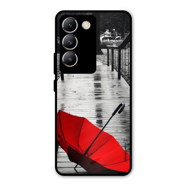 Rainy Red Umbrella Metal Back Case for Vivo T3 5G
