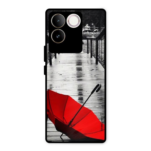 Rainy Red Umbrella Metal Back Case for iQOO Z7 Pro