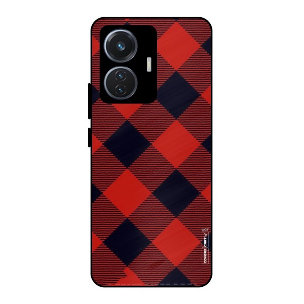 Red Diagonal Check Metal Back Case for iQOO Z6 44W