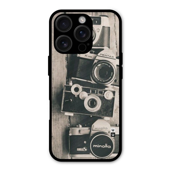 Vintage Style Shutter Metal Back Case for iPhone 16 Pro