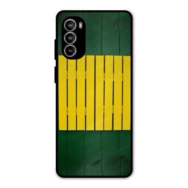 Yellow Fence Metal Back Case for Moto G52