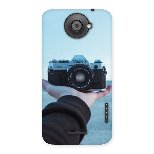 Camera in Hand Back Case for HTC One X