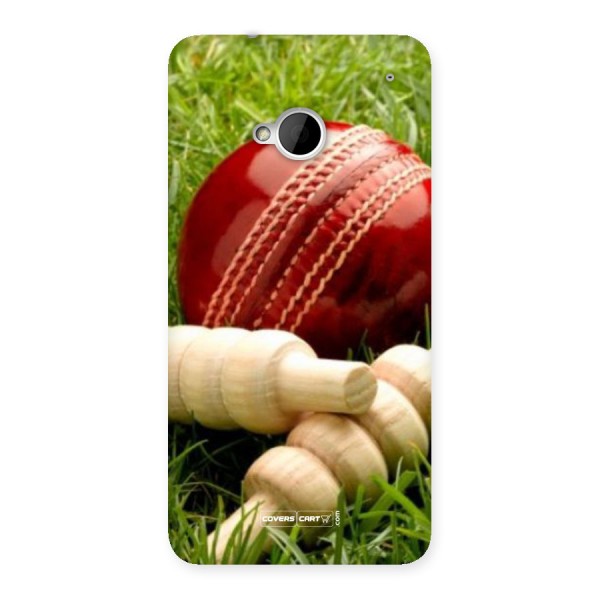 Cricket Ball and Stumps Back Case for HTC One M7