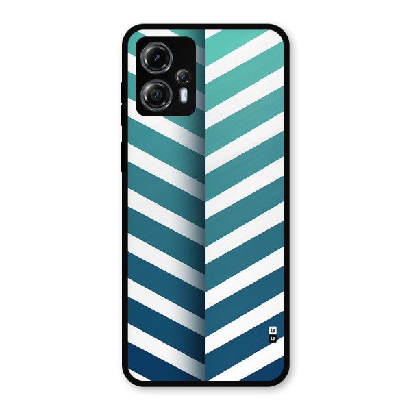 Awesome Angular Stripes Metal Back Case for Moto G13