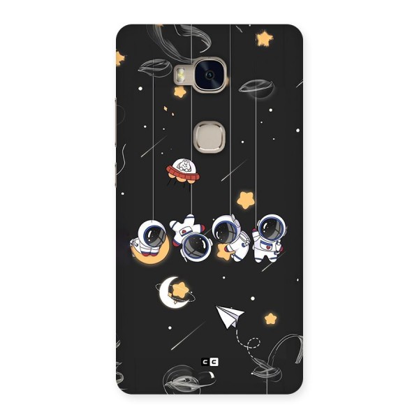Hanging Astronauts Back Case for Honor 5X