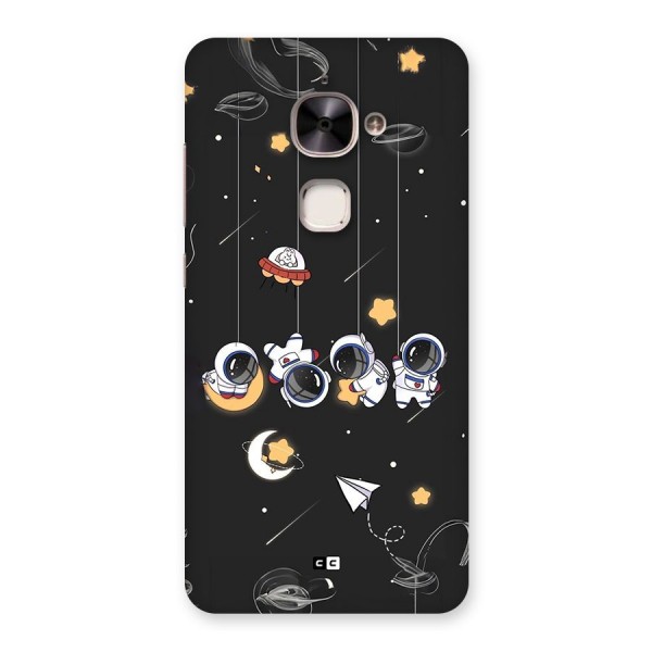 Hanging Astronauts Back Case for Le 2