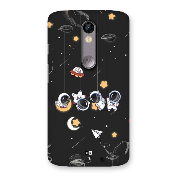 Hanging Astronauts Back Case for Moto X Force