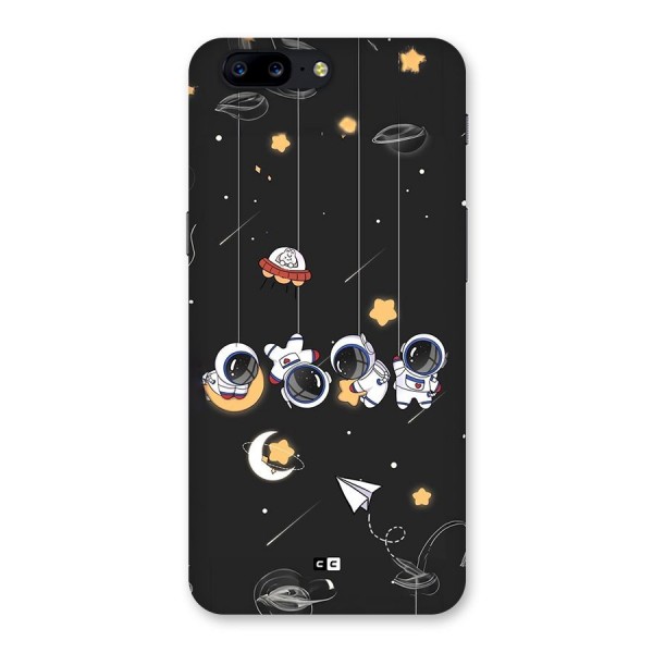 Hanging Astronauts Back Case for OnePlus 5