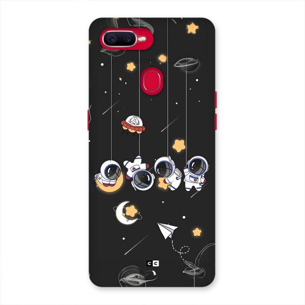 Hanging Astronauts Back Case for Oppo F9 Pro