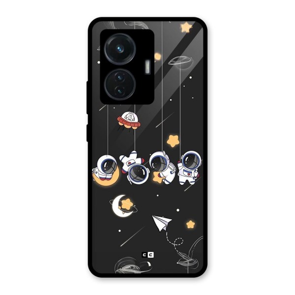 Hanging Astronauts Glass Back Case for iQOO Z6 44W