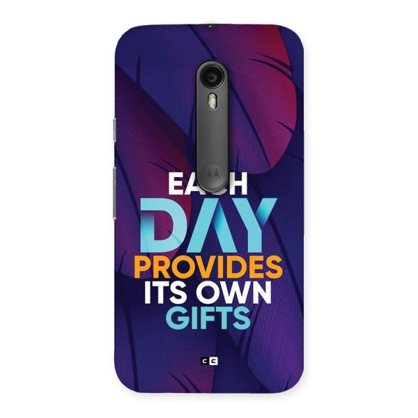 Its Own Gifts Back Case for Moto G3
