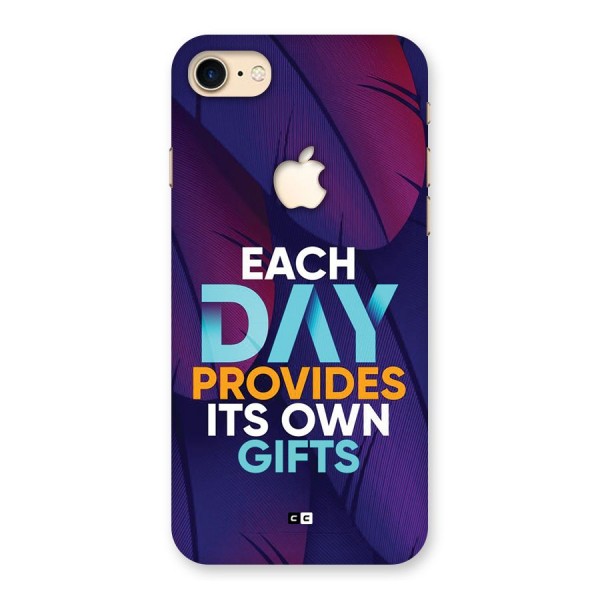 Its Own Gifts Back Case for iPhone 7 Apple Cut
