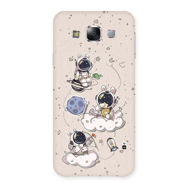 Lovely Astronaut Playing Back Case for Galaxy E5