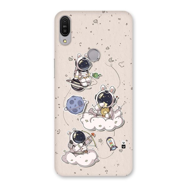 Lovely Astronaut Playing Back Case for Zenfone Max Pro M1
