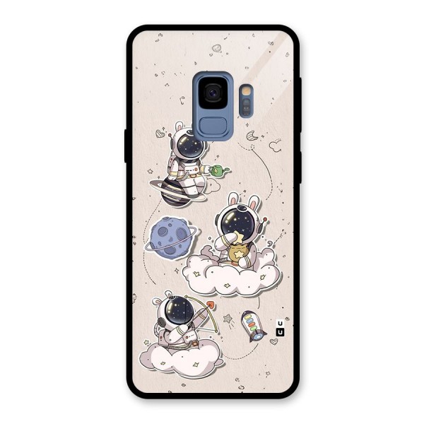 Lovely Astronaut Playing Glass Back Case for Galaxy S9