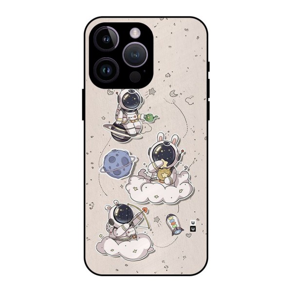 Lovely Astronaut Playing Metal Back Case for iPhone 14 Pro Max